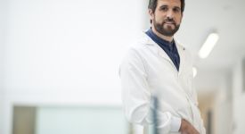 mickael-menager-portrait-blouse