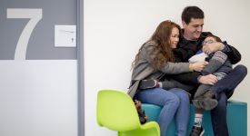 Patients dans l'atrium