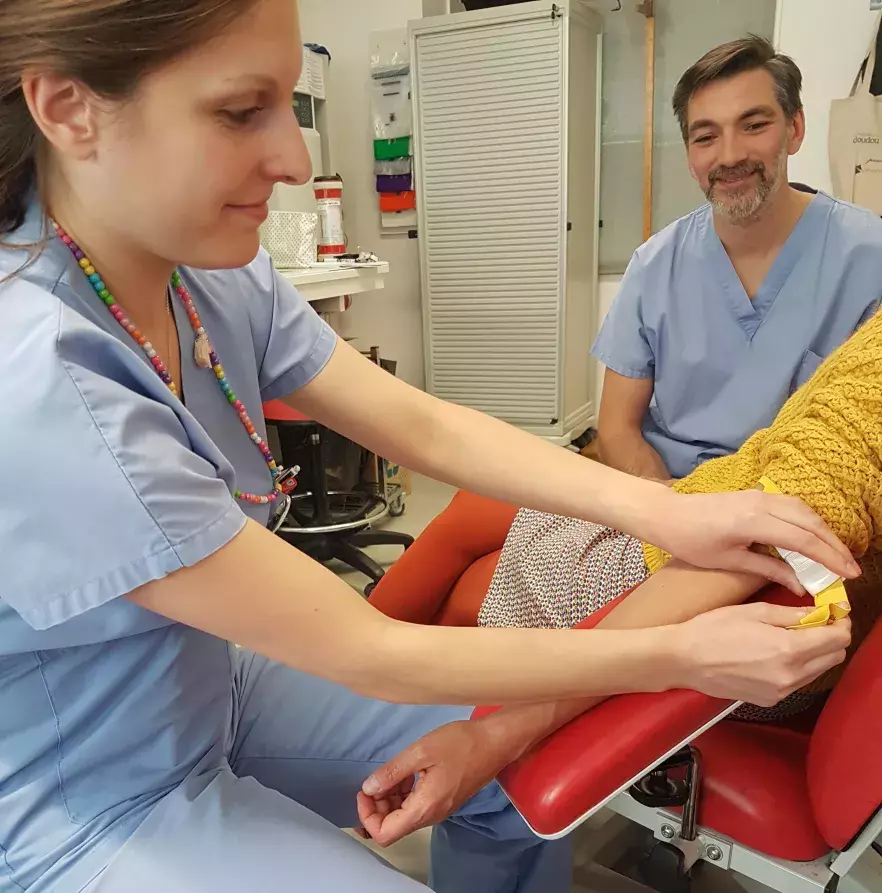  institutimagine_infirmiers-de-recherche-clinique_inside.jpg 